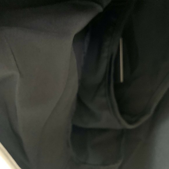 LaLaLa Womens NIB Zip Pocket Quick Dry Athletic Running Shorts with Liner XL - Picture 3 of 7